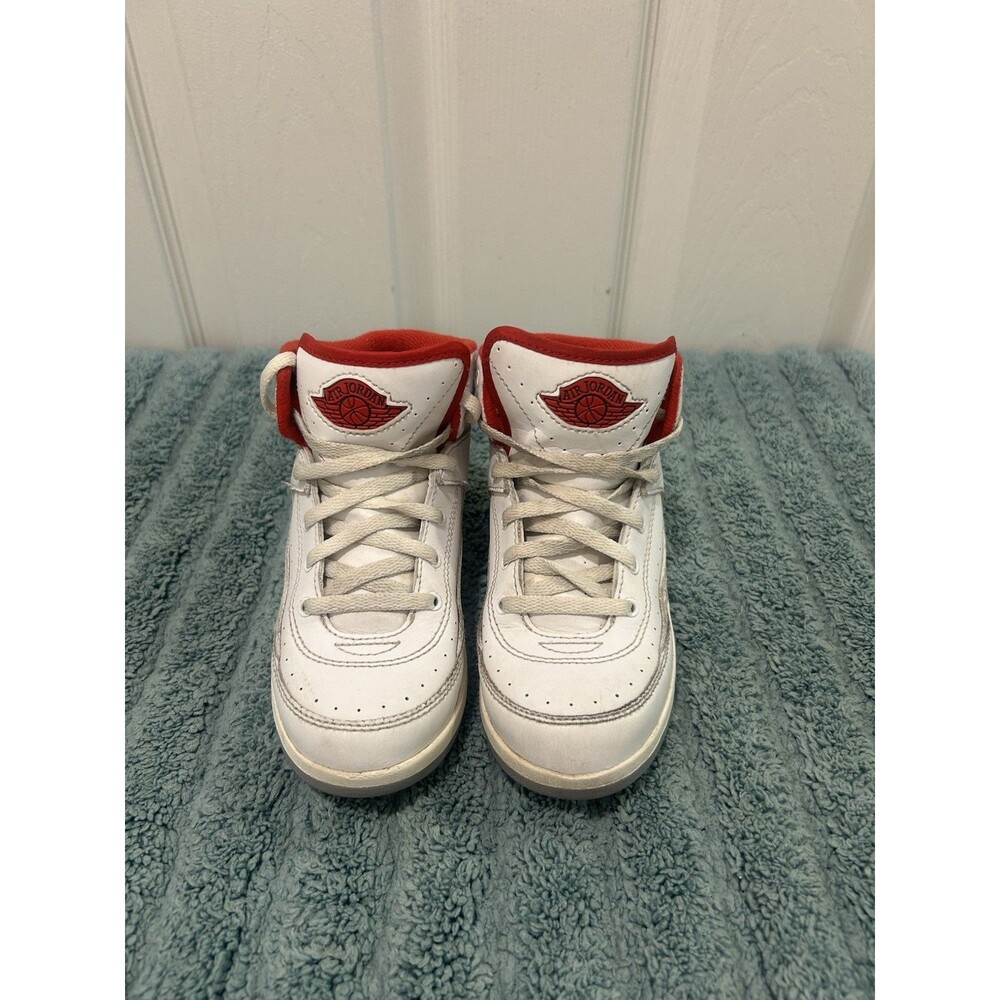 Nike Air Jordan 2 Retro White Red Toddler Shoes Size 13C DQ8564-101